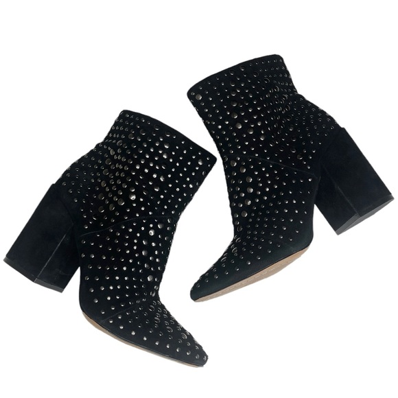 new Vince Camuto ✰ Drista All Over Studs Studded Ankle Booties ✰ Black Suede 8M - Picture 15 of 16